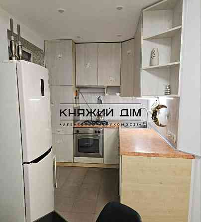 Оренда 3-кімнатної квартири студіо, метро Звіринецька. № 11158562 Kiev