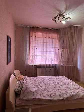 Оренда Квартира 3-кімнатна, 3/3 поверх на вул. Героїв Харкова Харків