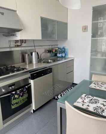 Продаж Квартира 1-кімнатна, 4/4 поверх на Троицкая ул., 28 Одеса