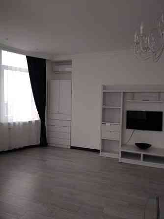 Оренда Квартира 2-кімнатна, 17/22 поверх на Французский б-р, 22/3 Одеса