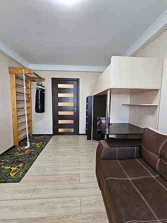 Оренда Квартира 2-кімнатна, 4/5 поверх на Дарницький бульв., 21 Kiev