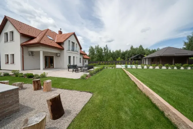 655 House with banquet hall and swimming pool for rent Kiev - photo 10