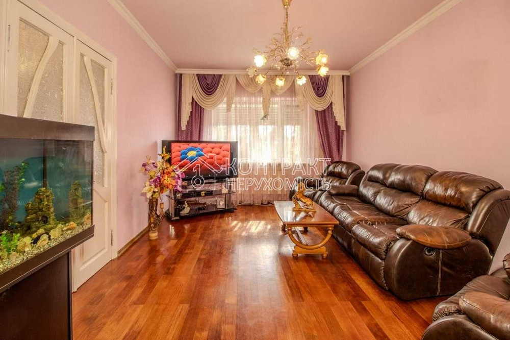 Продаж Будинок 5-кімнатний на вул. казацька  - фото 1