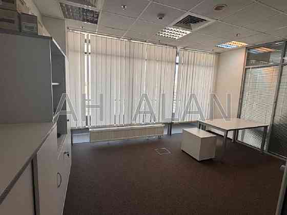 Оренда офісне приміщення на Хмельницького Богдана вул., 19/21 поверх - 10/17 Kiev