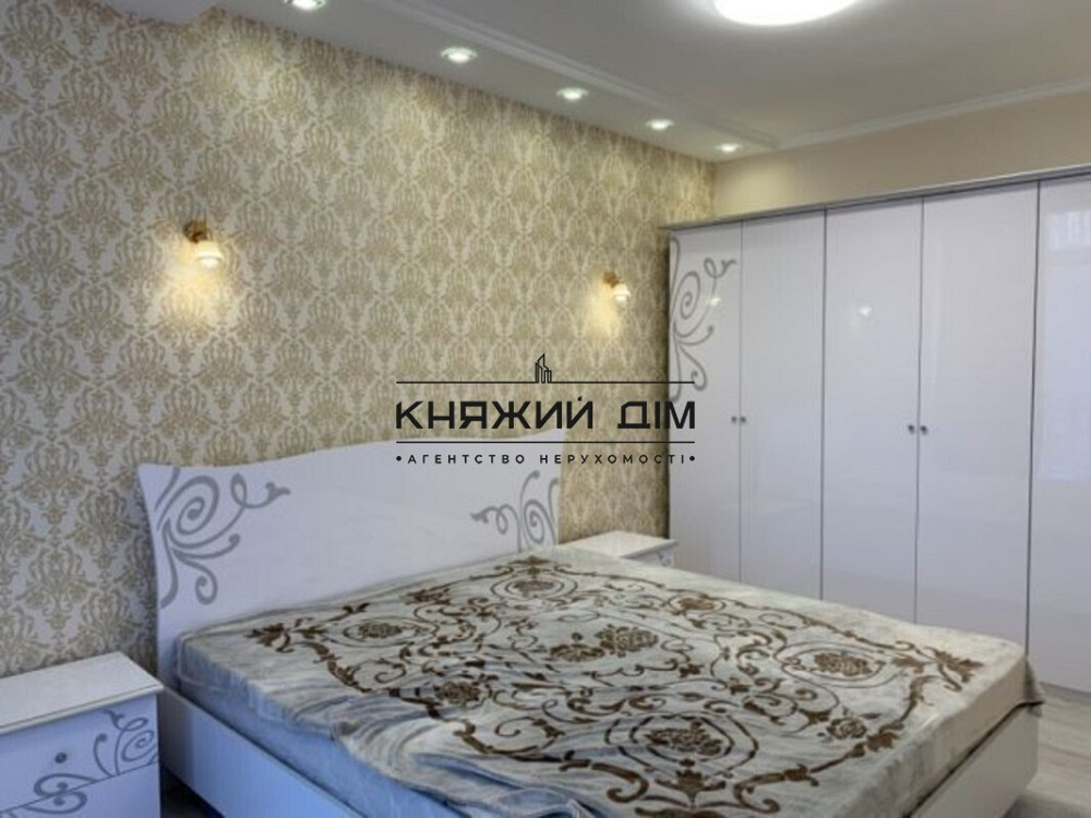 Оренда Квартира 3-кімнатна, 4/10 поверх на Глубочицкая ул. Kiev - photo 1