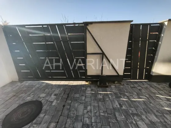 Оренда 2-поверховий Котедж з ділянкою 2 сот 130 кв.м 4 кімн. на Ужанська Ужгород