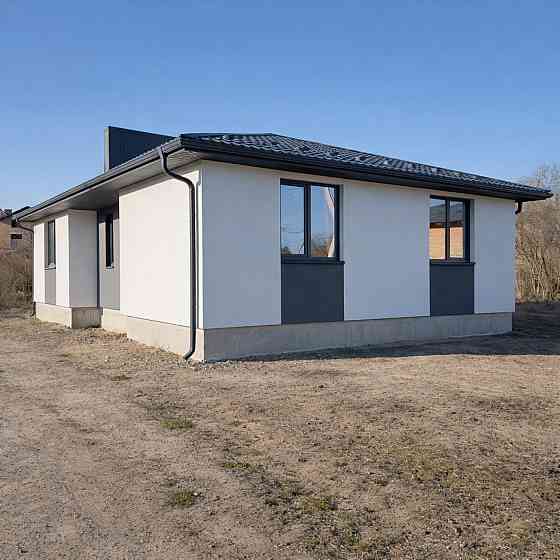 Продаж Будинок 3-кімнатний на вул. Сонячна Біла Криниця