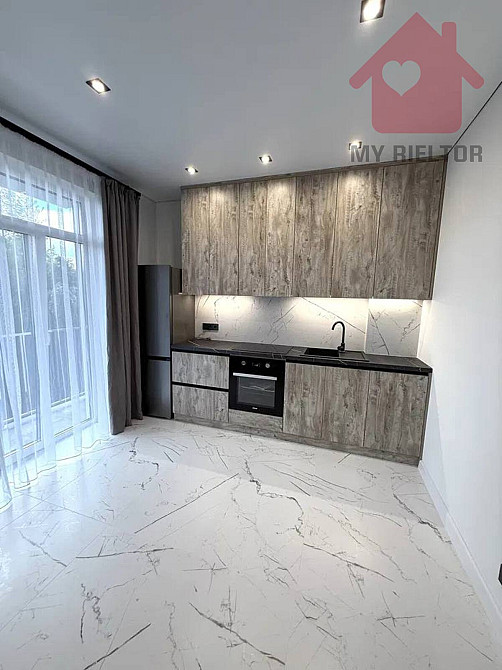 Оренда Квартира 1-кімнатна, 1/5 поверх на Руська Ужгород - фото 4