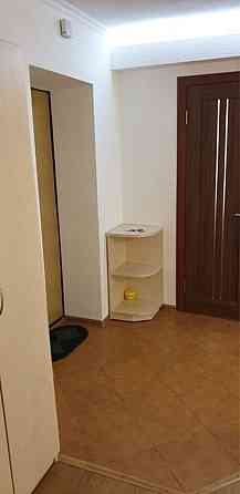 Оренда Квартира 1-кімнатна, 1/12 поверх на вул. Виставкова, 4 Kiev