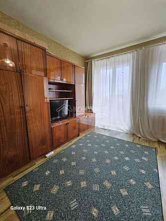 Продаж Квартира 2-кімнатна, 5/5 поверх на вул. Захисників України Харків