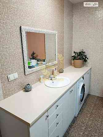 Продаж Будинок 5-кімнатний на Винницкая ул. 