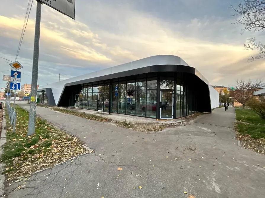 For rent Separate Building / Part Of Building area 1200 sq.m floor 1 Kiev Каденюка Kiev - photo 2