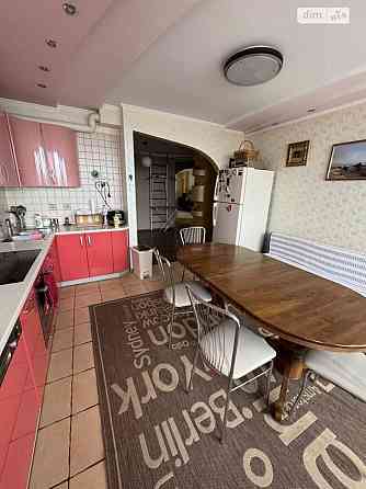 Оренда Квартира 3-кімнатна, 12/16 поверх на Стрілецька Vinnytsya