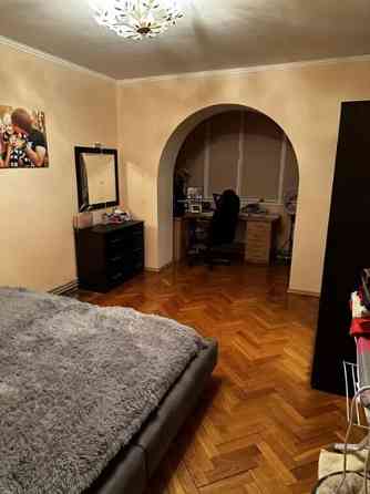 Продаж Квартира 3-кімнатна, 8/10 поверх на Шевченко проспект, 8/13 Одеса