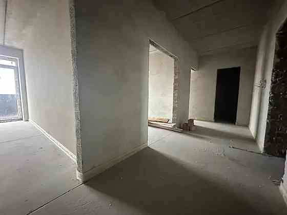 Продаж Квартира 2-кімнатна, 10/10 поверх на вул. Бандери С. Ивано-Франковск