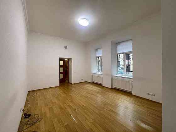 Оренда готовий бізнес на вул. Городоцька приміщень - 2, поверх - 1/3 L'viv