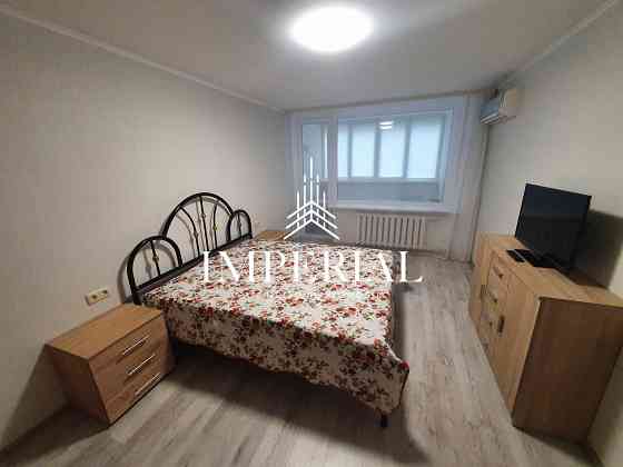 Оренда Квартира 3-кімнатна, 2/11 поверх на вул. Виноградний Київ