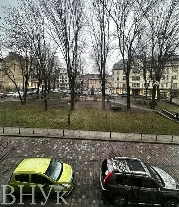 Продаж Квартира 1-кімнатна, 2/2 поверх на Старий Ринок пл. L'viv - photo 1