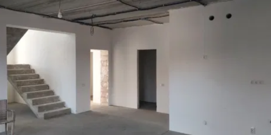 Продаж Будинок 4-кімнатний на ул. Тихая, 3 Фонтанка