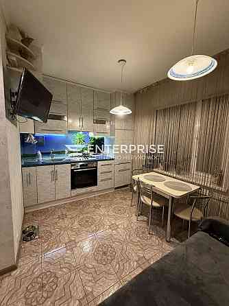 Продаж Квартира 1-кімнатна, 1/9 поверх на вул. Романа Шухевича Киев