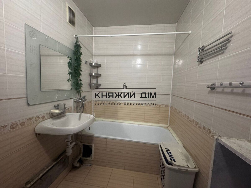 Продаж Квартира 3-кімнатна, 12/14 поверх на Вишняковская ул. Киев - изображение 4