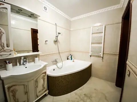 Продаж 3к Квартира 75 кв.м Чернишевського вулиця 114В Луцьк - фото 1