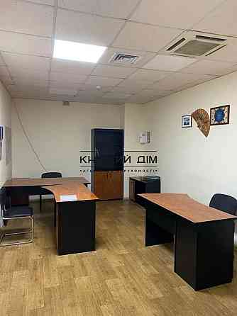 Продаж офісне приміщення на Руденко Ларисы ул. поверх - 5/8 Киев