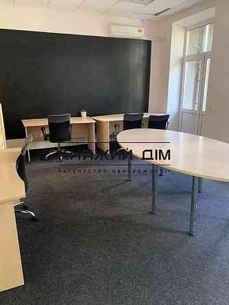 Продаж офісне приміщення на Институтская ул. поверх - 2/5 Киев