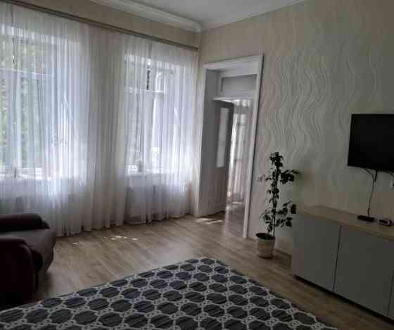 3-х комн. квартира в центре города- район Старосенной площади Одеса