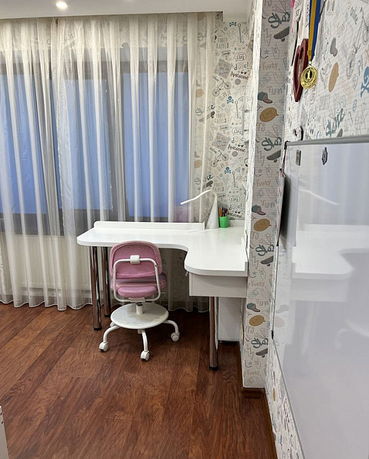 Продаж Квартира 4-кімнатна, 1/10 поверх на Усенко ул., 9 Дніпро - фото 8