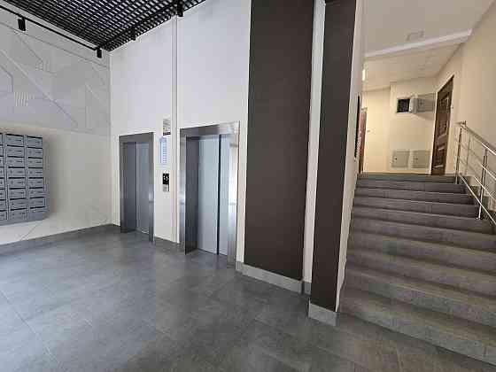 Продаж Квартира 1-кімнатна, 1/17 поверх на Заболотного Академіка вул., д. 148в Киев