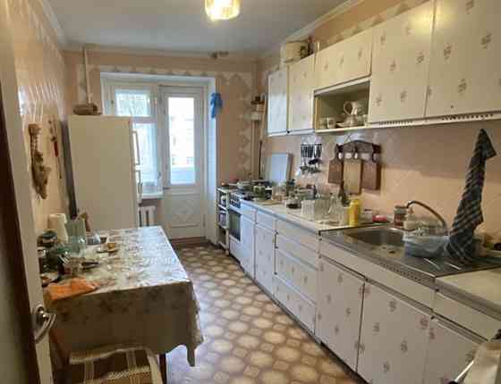 Продаж Квартира 3-кімнатна, 4/9 поверх на Князя Ярослава Мудрого проспект (Глушко Академика пр.), 6 Одеса