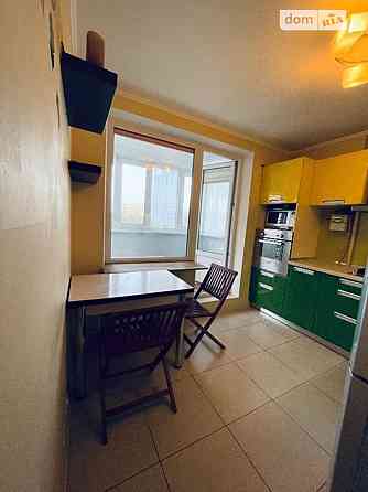 Оренда Квартира 2-кімнатна, 3/16 поверх на ул. Энтузиастов Київ