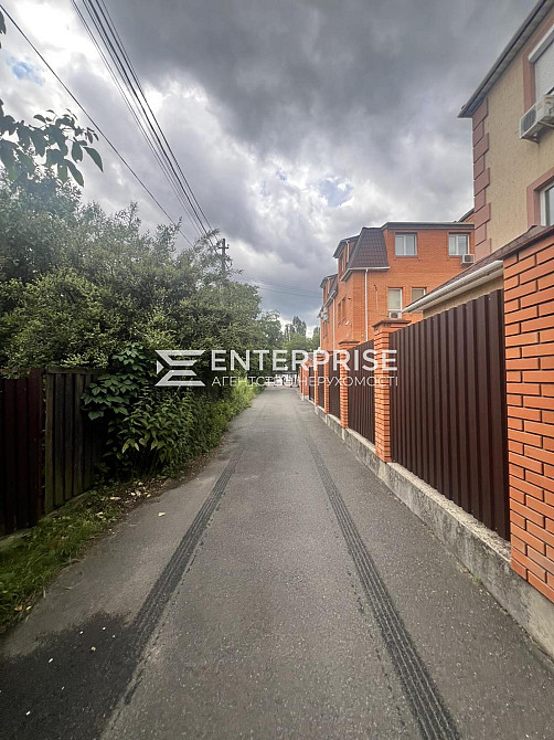 Продаж 2-поверховий Будинок з ділянкою 6 сот 105 кв.м 4 кімн. на Центральная вул. Киев - изображение 2