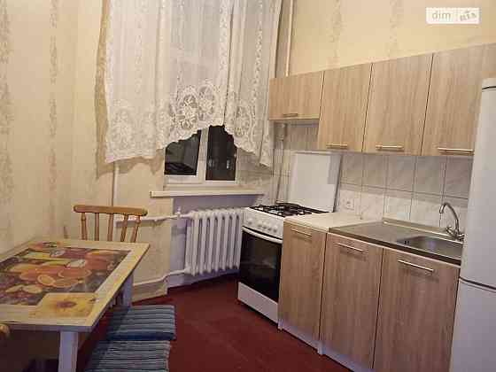 Оренда Квартира 2-кімнатна, 4/4 поверх на Севастопольська, 13 Kiev