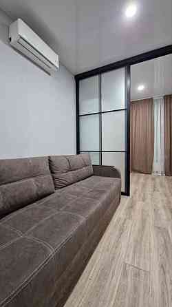 Оренда Квартира 1-кімнатна, 3/9 поверх на вул. Регенераторна, 4 Kiev