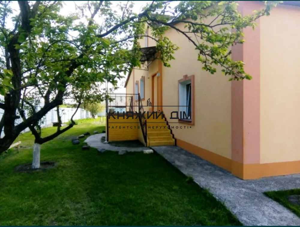 Продам Дом в с. Подгорцы 278 м2 3 этажа на 25 сотках.  - фото 8