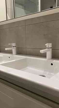 Продаж Квартира 2-кімнатна, 2/9 поверх на Регенераторна, 4 Київ