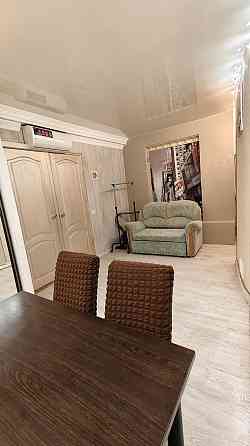 Продаж Квартира 2-кімнатна, 2/8 поверх на Голосіївський вул., д. 82 Київ