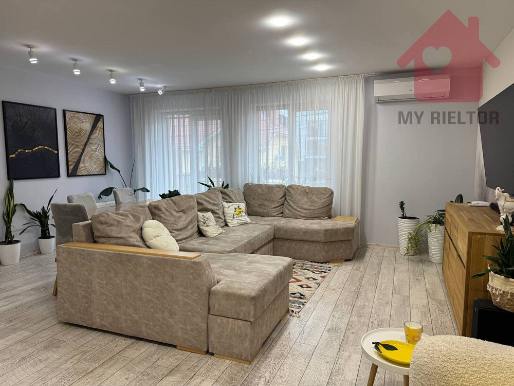 Сучасний будинок з сонячними панелями та гаражем у новому районі. Uzhhorod - photo 7