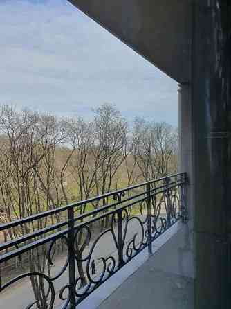 Продаж Квартира 2-кімнатна, 4/8 поверх на Дача Ковалевского ул. Odessa