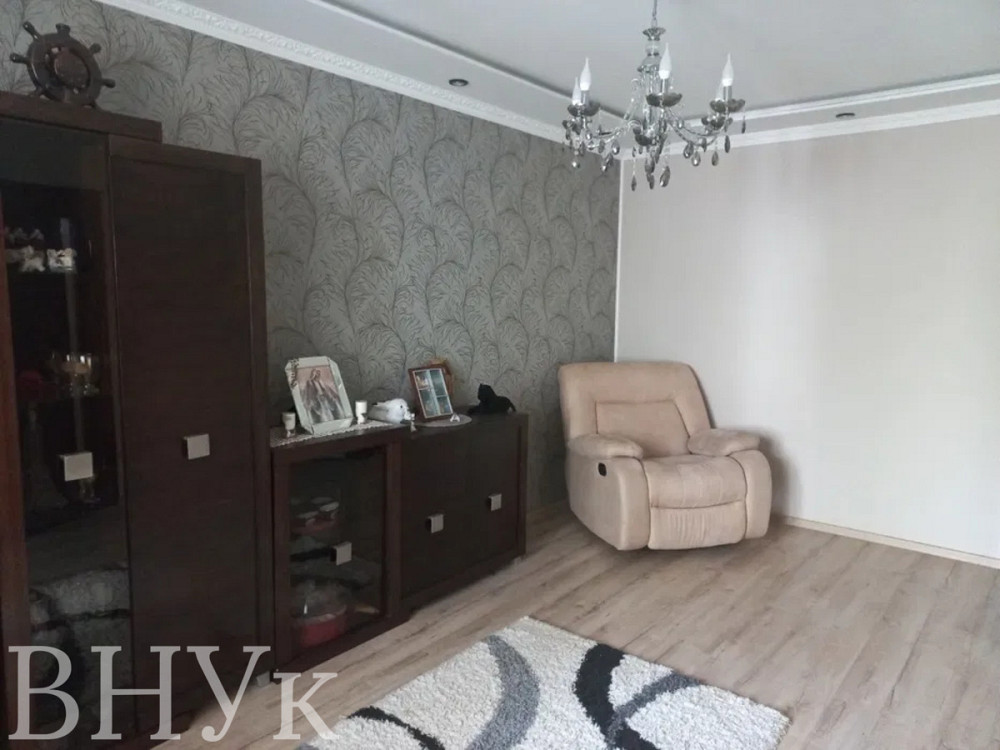 Продаж Квартира 4-кімнатна, 3/9 поверх на вул. Симоненка В. Івано-Франківськ - фото 1