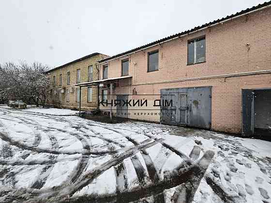 Продаж приміщення вільного призначення на Ремонтная ул. поверх - 1/3 Київ