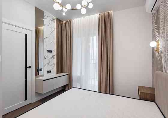 Продаж Квартира 2-кімнатна на ул. Краснова, 1г Одесса