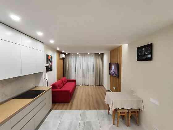 Продаж Квартира 2-кімнатна, 16/25 поверх на Євгенія Сверстюка вул., д. 6 Kiev