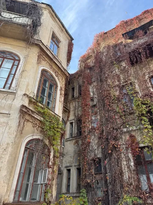 Продаж 3-поверховий Будинок з ділянкою 4 сот 1337 кв.м 7+ кімн. на Нежинська 51 Одеса - фото 2