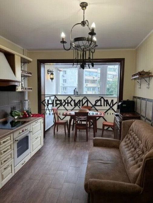 Продаж 3-х к. квартири Севастопільська Площа. № 2114869 Київ - фото 1