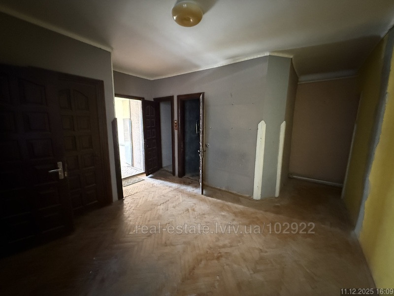 Продаж Квартира 4-кімнатна, 4/4 поверх на вул. Галицька Львів - фото 5