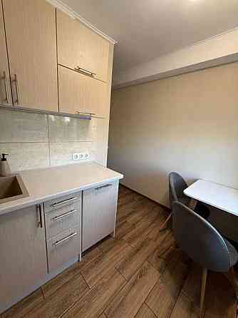 Оренда Квартира 1-кімнатна, 6/9 поверх на Братиславська, 4 Київ