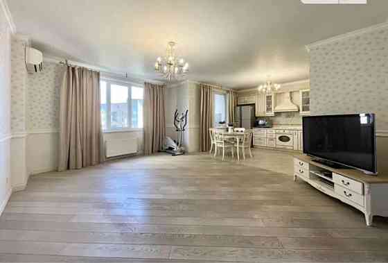 Продаж Квартира 3-кімнатна, 8/25 поверх на улица Окипной Раисы, д.10 Киев